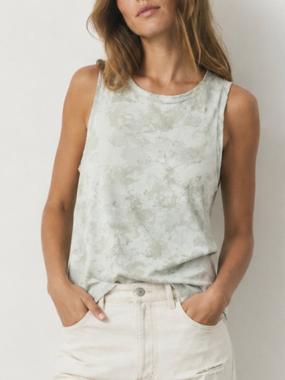 Current/Elliott The Muscle Distressed Cotton-Jersey Top Green Size 1 (US 4)